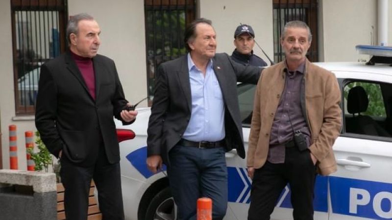 Çekimlerine Ara Vermişti! Kanal Değiştirme Kararıyla Gündeme Gelen Arka Sokaklar Dizisinde Sıcak Gelişme… Son Noktayı Dizinin Engin Komiseri İlker İnanoğlu Koydu! 1