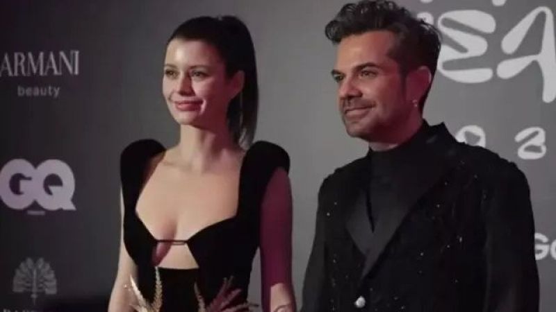 Kenan Doğulu Ödülü Aldı; Beren Saat Ödülü Verdi! “Bizi Bir Araya Getiren O Sonsuz Olasılıklara Teşekkür Ederim…” Gözyaşları Sel Oldu! 2