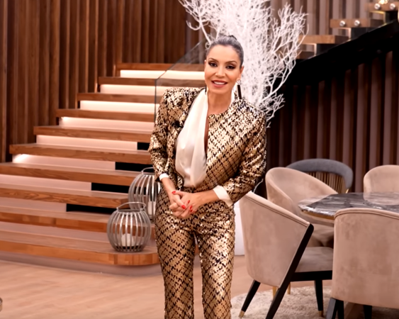 Kısmetse Olur Yeniden Dönüyor! Bir dönemin en çok konuşulan programı geri dönüyor! Kısmetse Olur Öykü Serter'in sunumuyla bakın ne zaman başlıyor 1