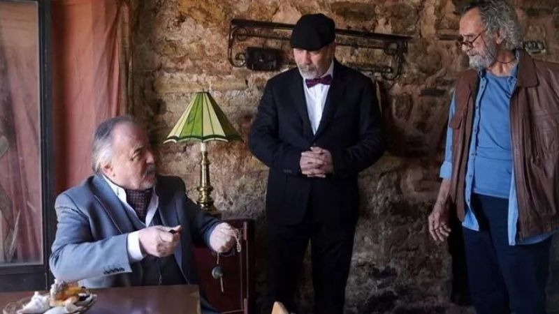 Gaziantep’in Dizisi Yalı Çapkını’nda İşler Bu Kez Fena Karıştı! Ferit Resti Çekti; Seyran Peşinden Koştu Gitti! Neler Oluyor? 2