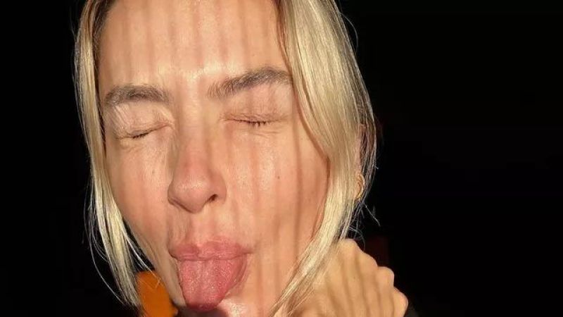 Seren Serengil, Bu Kez De Hadise’nin Makyajsız Haline Kafayı Taktı! Hadise, O Yorumu Görünce Şaştı Kaldı! “Kurbağa Kermit…” 2