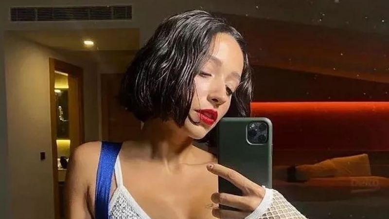 Merdivenden Düştü; Omurgasını Kırdı! Zeynep Bastık Sahnelere Ara Vermek Zorunda Kaldı! Zeynep Bastık’ın Sağlık Durumu Nasıl? 2