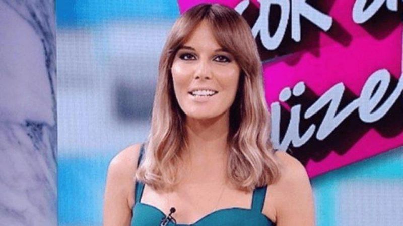 Hande Sarıoğlu Yeniden Oyunculuğa Başlıyor! Yeni Projesini Takipçileriyle Paylaştı 4