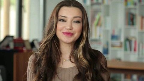 Eşi, Ablası İle Aldattı! Cinsel İlişki Sırasında Kaşıntı Tuttu! Mide Bulandıran Olay Uzman Klinik Psikolog Esra Ezmeci'yi Şaşkına Çevirdi! 2