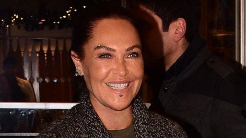 Ferrari’yi Feraye Sanıp Yakalanmıştı! Hülya Avşar, Kaya Çilingiroğlu’nun Kendisini Aldatmasıyla İlgili Konuştu: “4 Sene İyi İdare Etmiş…” 4