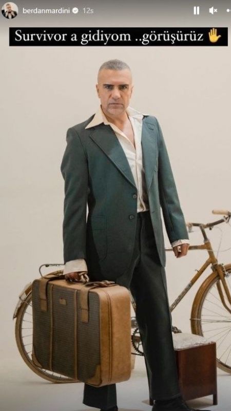 Valizini aldı, bayramlığını giydi! Berdan Mardini, Survivor için yola çıktı! Sosyal medya kaynamaya başladı: “Parkurlara bayramlık kıyafetle mi çıkacaksın?” 2
