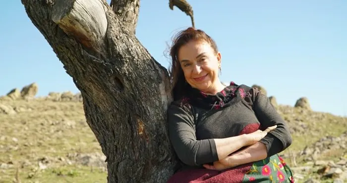 Ayrılıklara doymadı; Gönül Dağı dizisinden bir isim daha çıkacağını gösterdi! Fragman her şeyi ele verdi! Meğer… 2