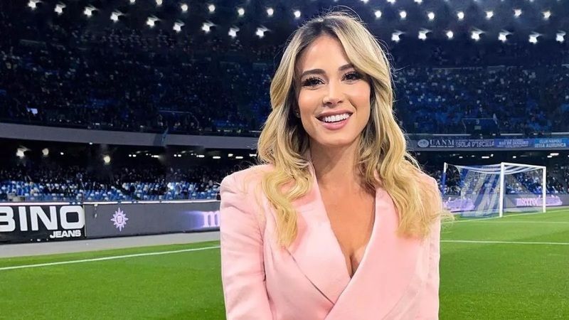 Göğüs dekoltesinden vazgeçmeyen Diletta Loetta bu sefer kalçasıyla gündem oldu! Can Yaman’ın eski sevgilisinden nefes kesen pozlar 2