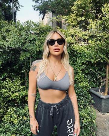 Kameraları gördü, itirafları peş peşe patlattı! İrem Derici yine gündeme bomba gibi düştü! “Neler yaptım neler…” 3