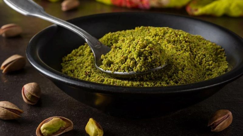 Antep Fıstığı'nın Kilosu 600 TL'ye ulaştı! Antep Baklavasına  Bir ZAM DAHA GELİYOR! Zam gelmeden uyarıyı yapan esnaf, Antep fıstığının fiyatlarına işaret etti. 2