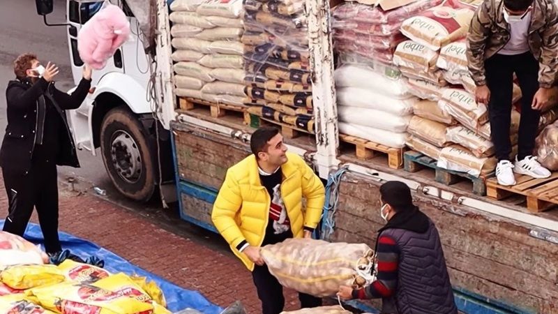 CZN Burak'ın Yardım Çığlığı Yürekleri Burktu: “Lütfen Herkes Elinden Geleni Yapsın!” 2