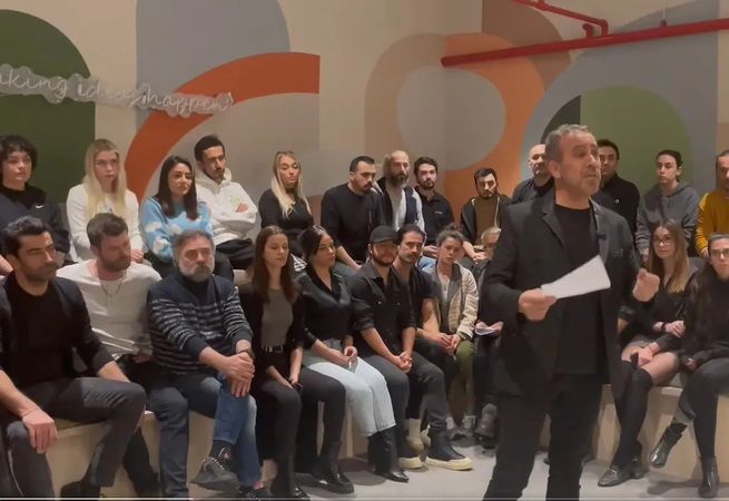 AHBAP Derneği, her şeyi en ince ayrıntısına kadar düşündü! Deprem sonrası ünlüler bir araya geldi; açıklamayı Haluk Levent yaptı! 1