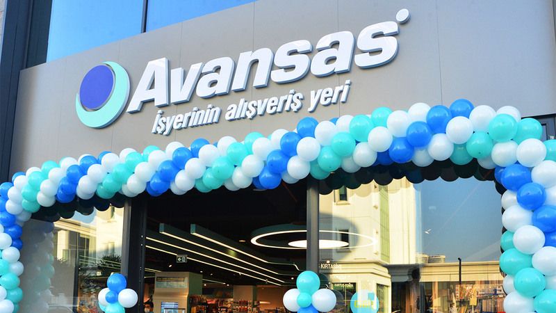 Bu Fırsat Kaçmaz! O Markette 8'li Havlu Kağıdı, 5 Kg Çamaşır Suyu Ve 5 Kg Sıvı Sabun, 1 TL'den Satışa Sunuldu! 1