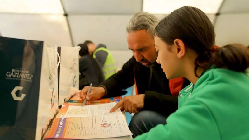 Fatma Şahin, Gaziantep'te Öğrencilere Verilecek Maddi Desteğin Detaylarını Açıkladı! Karşılıksız 1.000 TL İçin... 4