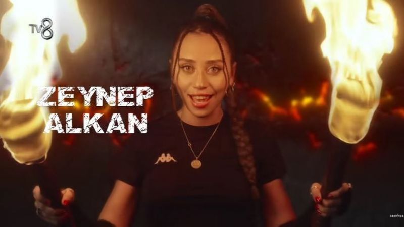 Zeynep Alkan Survivor’ı Bıraktı Mı? Acun Ilıcalı Zeynep Hakkındaki Durumu Açıkladı! 1