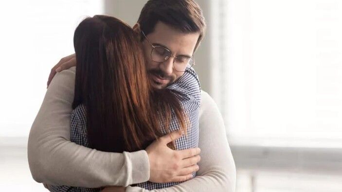 Oruçluyken Eşini Şapur Şupur Öpenler Dikkat! Bu Hata 61 Gün Oruca Sebep Olabilir: Nihat Hatipoğlu Öpüşmek Sorusunu Nasıl Yanıtladı? 2