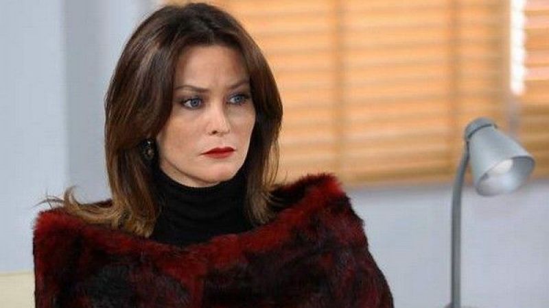 Kurtlar Vadisi’ndeki Laz Ziya’nın kızı Nesrin Çakır son halini görenler çok şaşırdı! İpek Tenolcay’ın paylaşımına yorum yağdı 1