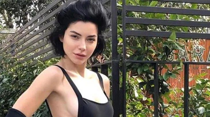 Aşktan Yana Yüzü Gülmeyen Merve Boluğur'dan Dikkat Çeken “Erkekler Kapatılsın” Çıkışı! 1