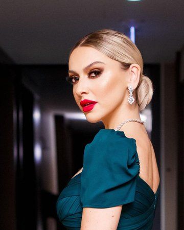 Hadise'den sansürsüz ıslak küvet pozu! Yeni şarkısı için soyunarak küvete yaslandı! 3