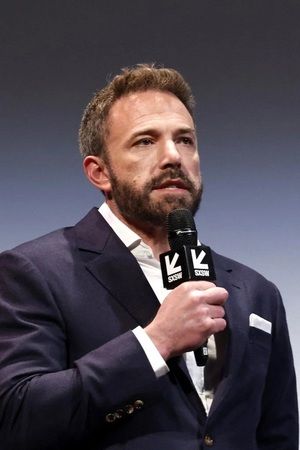 Oscarlı senarist Ben Affleck’in mimikleri ile başı dertte! “Mutsuz yüz” ifadesine açıklık getirdi: “Beni cezalandırmayınız!” 3