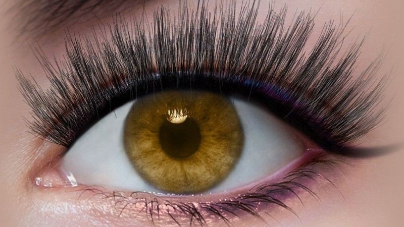 Takma kirpiklere son! Bu teknik ile dikkat çeken kirpiklere sahip olabilirsiniz! 1