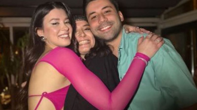 Yalıçapkınının "Pelo"su sınırları zorladı! Kıyafetin arkası yok! Marjinal doğum günü elbisesi olay oldu! Pembe ve derin dekolte detayı… 3