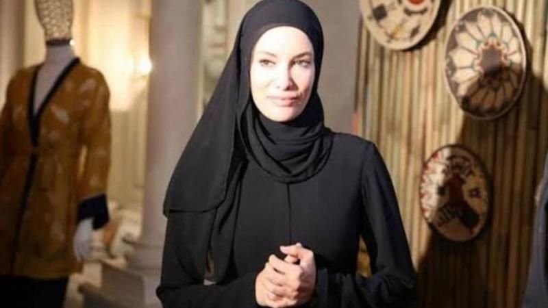 Gamze Özçelik Hatay konteyner kente dev iftar sofrası kurdurdu! Uzadıkça uzayan o iftar sofrası... 2