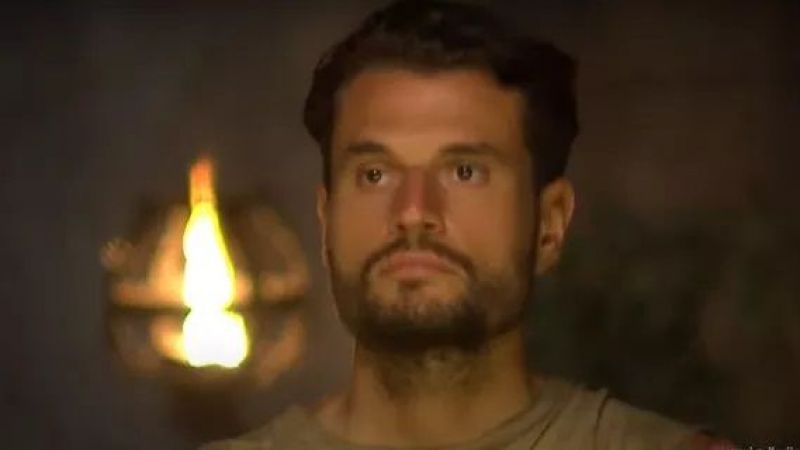 Survivor'da Acun Ilıcalı Sinirlerine Hâkim Olamadı, Diskalifiye Edildi! O Yarışmacı Arkadaşlarıyla Vedalaşmadan Adayı Terk Etti! 3