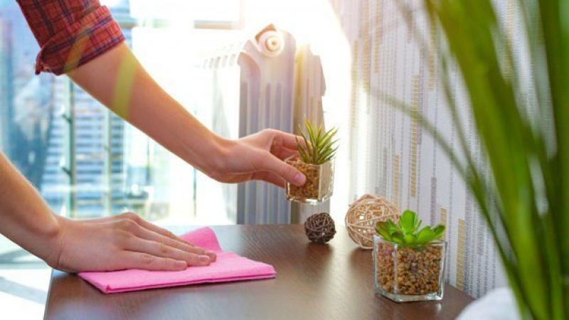 Sürekli toz alma derdine son! Bu karışım ile eşyalar uzun süre toz tutmayacak! 2