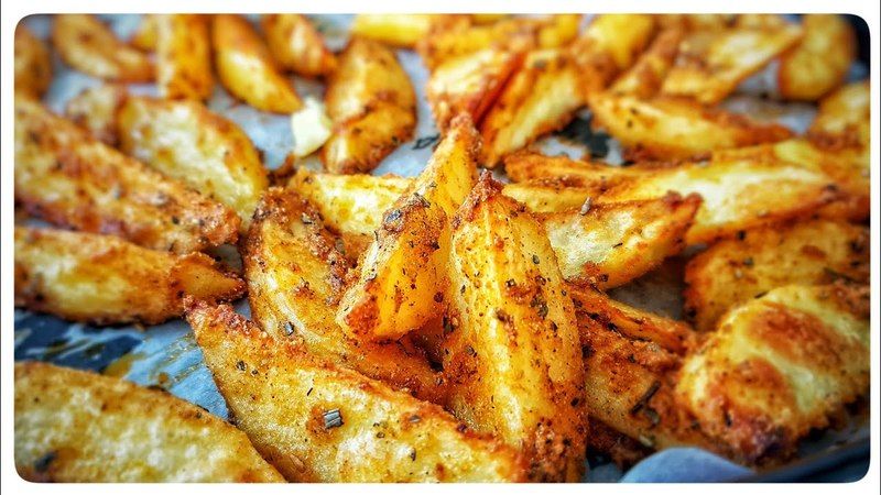 Sadece 3 Adımda Sahur Sofranıza Renk Katın! Mısır Unlu Fırında Patates Tarifi! 1