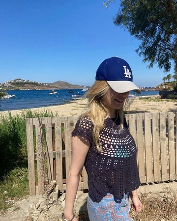 Yasmin Erbil bikinisini giyip sere serpe uzandı! Fit vücudu ve güzelliğiyle hayranlarının beğenisini topladı 1