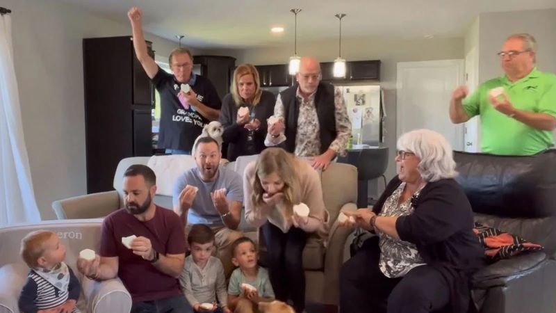 ABD’li Aile Cinsiyet Partisinde Göz Yaşlarını Tutamadı! Tam 138 Sene Sonra Gelen Mucize! 1