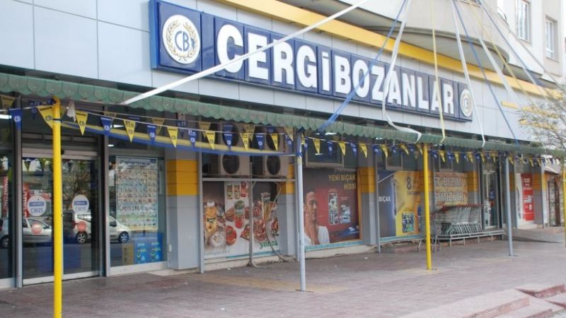 Gaziantep Cergibozanlar Market'te Bayram İndirimi Başladı! Sucuk 13 TL, Salam 7,5 TL, Peynir 65 TL, Tatlı Çeşitleri 10 TL! 1