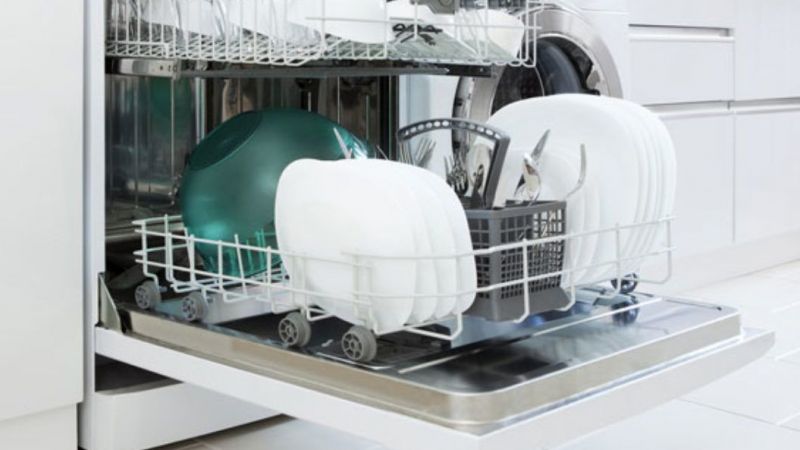 Bulaşık makinesi kullananlar dikkat: Fark etmeden makinenizi bozmuş bile olabilirsiniz! İşte doğru bulaşık makinesi kullanımı için ipuçları 1