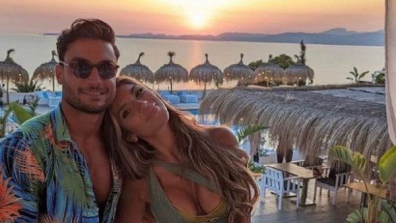 Aşk Adasında ihanet skandalı! Türk kızı Ekin Su çılgına döndü! Yasak aşk mesajları… 1