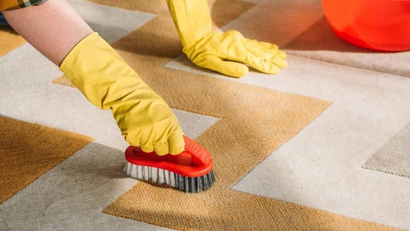 Halıların temizliği için bu yöntemleri kullanın! Halılarınız bu sayede hem hijyenik hem de pırıl pırıl olacak! 1