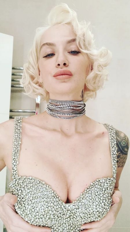 Didem Soydan yine yaptı yapacağını! Sutyensiz pozlarını sosyal medyadan paylaşınca… 4