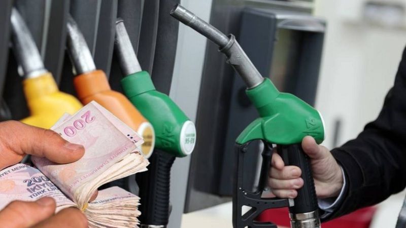 Motorinde son ayların en düşük seviyesi görüldü; tabelalar bir kez değişti! İşte 26 Nisan 2023 Gaziantep güncel akaryakıt fiyatları 1