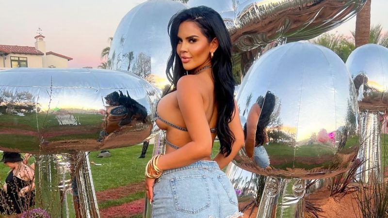 Nicole Cruz Giyinmeyi Unuttu! Hayranları İle Her Şeyi Paylaştı! Göğüs Ve Kalça Detayı Görenleri Çok Şaşırttı 1