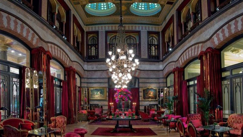 Dikkat, Bu Otellerde Aklınıza Bir Film Sahnesi Gelebilir! Filmlere Konuk Olmuş Oteller: İçinde Pera Palas’ta Var! 2