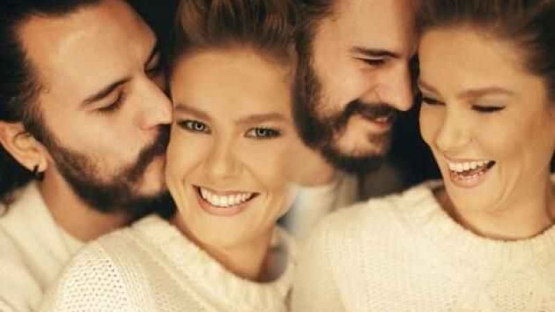 Arkadaşı ısrar etti eşi de çekti! Yüzü şekilden şekle girdi! Burcu Biricikten bol kahkahalı paylaşım… 2