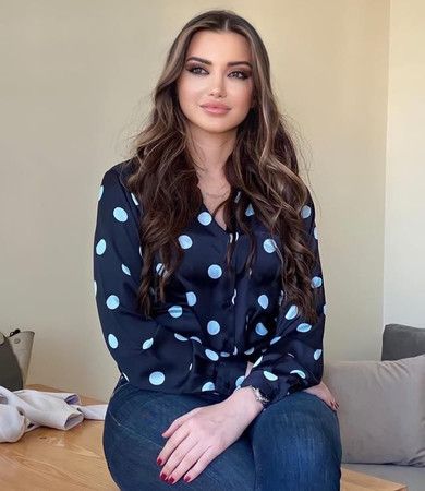 Babasının Erkekler İle İlişkisi Olduğunu Öğrenince Yıkıldı! Esra Ezmeci'nin Yerinde Tepkisi, Takdir Gördü! 2