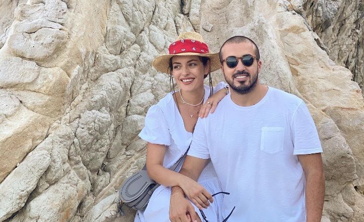 Ezgi Mola herkesi şaşırttı! Apar topar aldığı karar büyük olay oldu 3