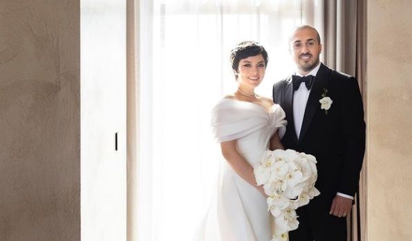 Ezgi Mola herkesi şaşırttı! Apar topar aldığı karar büyük olay oldu 4