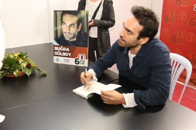 Yok böyle dram! Oyuncu Buğra Gülsoy gelen haberle herkesi yıktı! 2