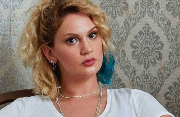 Farah Zeynep Abdullah bombası patladı! Aşk yaşadığı komedyen ortaya çıktı... 1