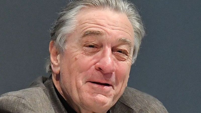 Efsanevi aktör Robert de Niro'nun meğer 7 çocuğu varmış! Yeni bebeği oldu... 1