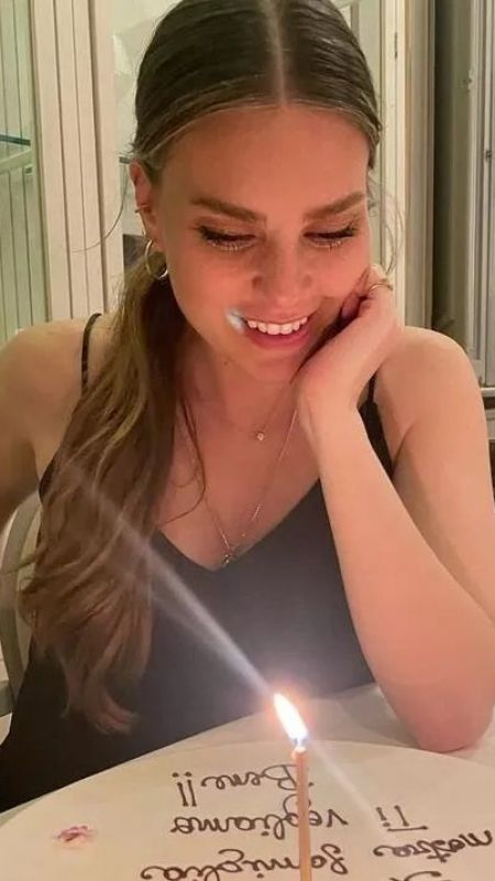 Aslı Enver kuralı bozdu! Karnı burnunda 7.ay pozu! 5