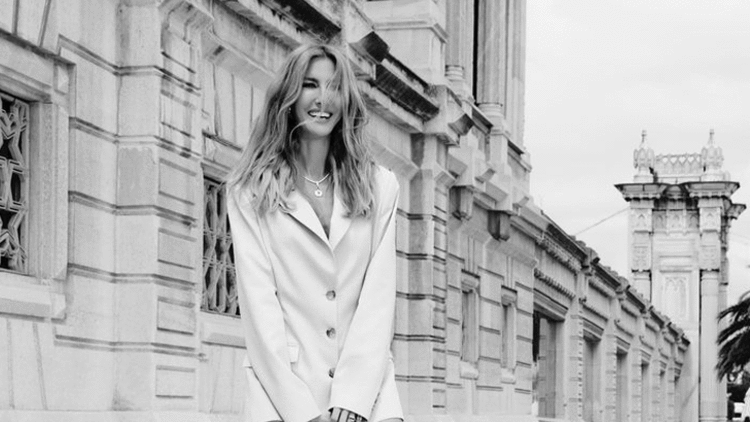 Çağla Şikel’in kusursuz genlerinin sahibi ortaya çıktı! Annesini paylaşınca olanlar oldu! 2