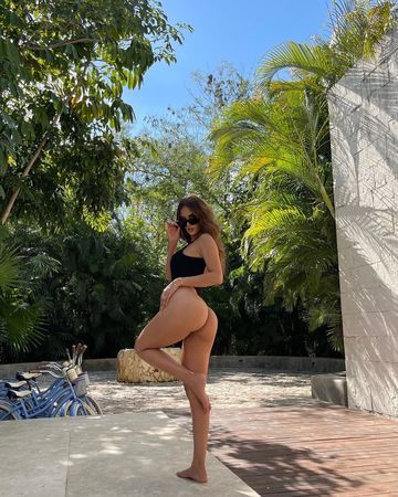 Meksikalı hava durumu sunucusu Yanet García’dan kalça şovu! Kalçasını sergilediği pozlar sosyal medyayı alev alev yaktı 2